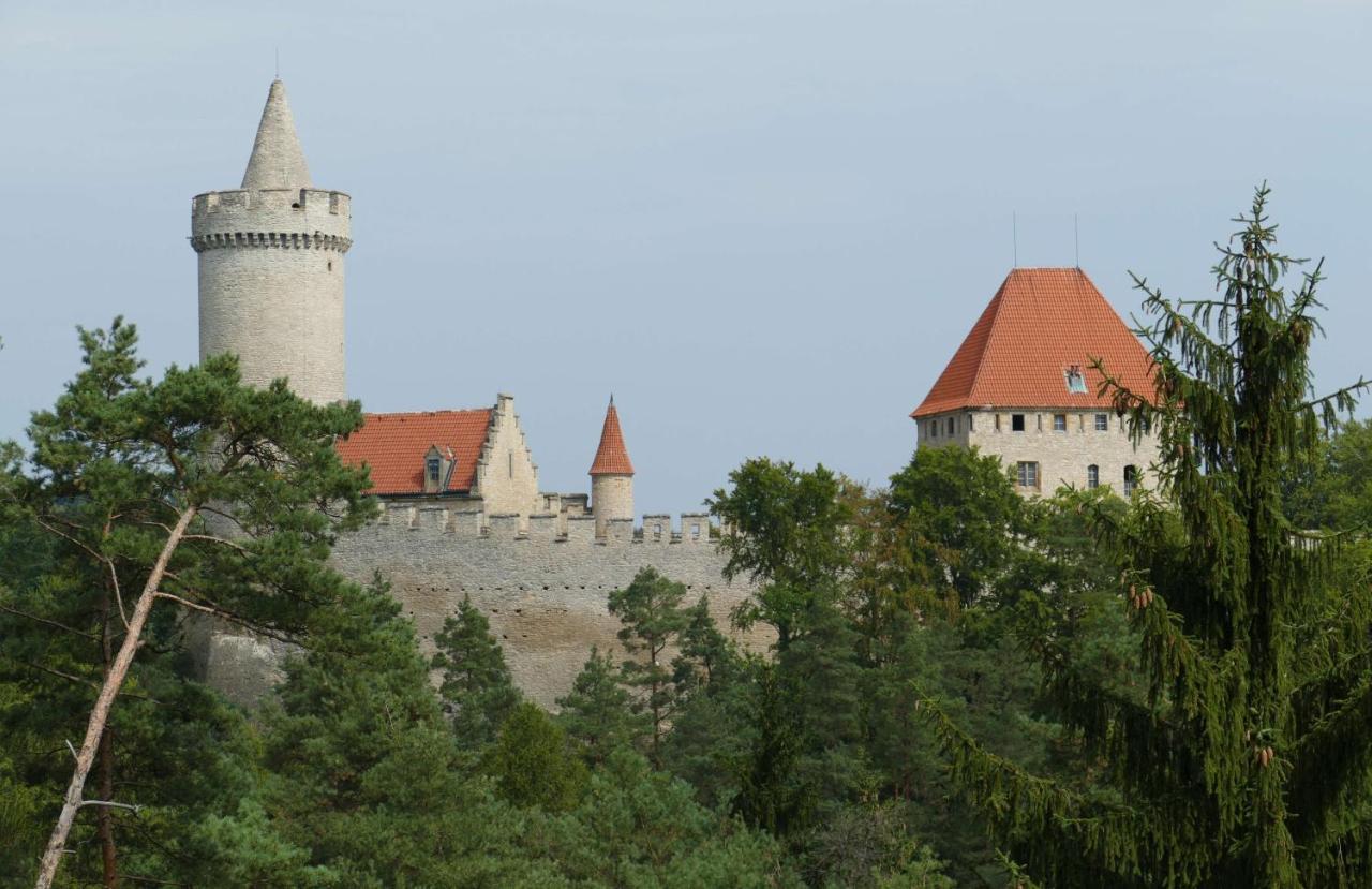 Hlucov - Penzion&Restaurace - Bed and Breakfast Kanina Esterno foto